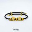 Shinee Jewellry ชาร์มปี่เซียะคู่ ขนาด Freesize สายสีดำไหมสีเหลือง